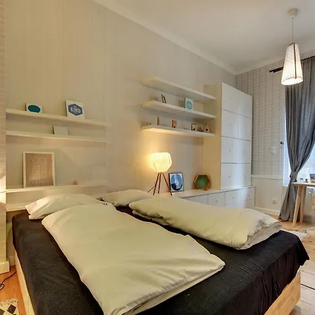 Grand Апартаменти *