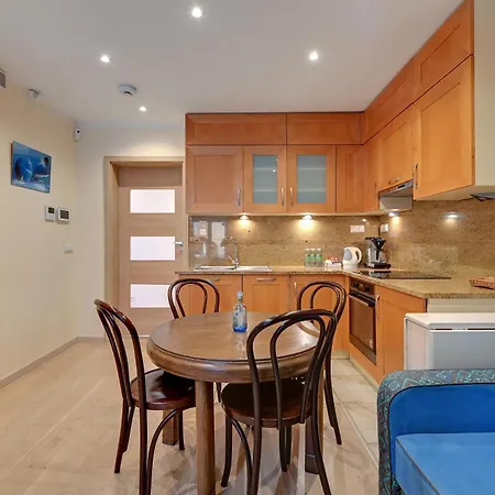 Grand Apartment