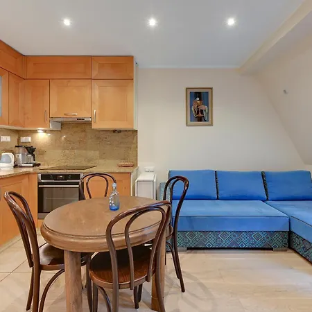 Grand Apartment